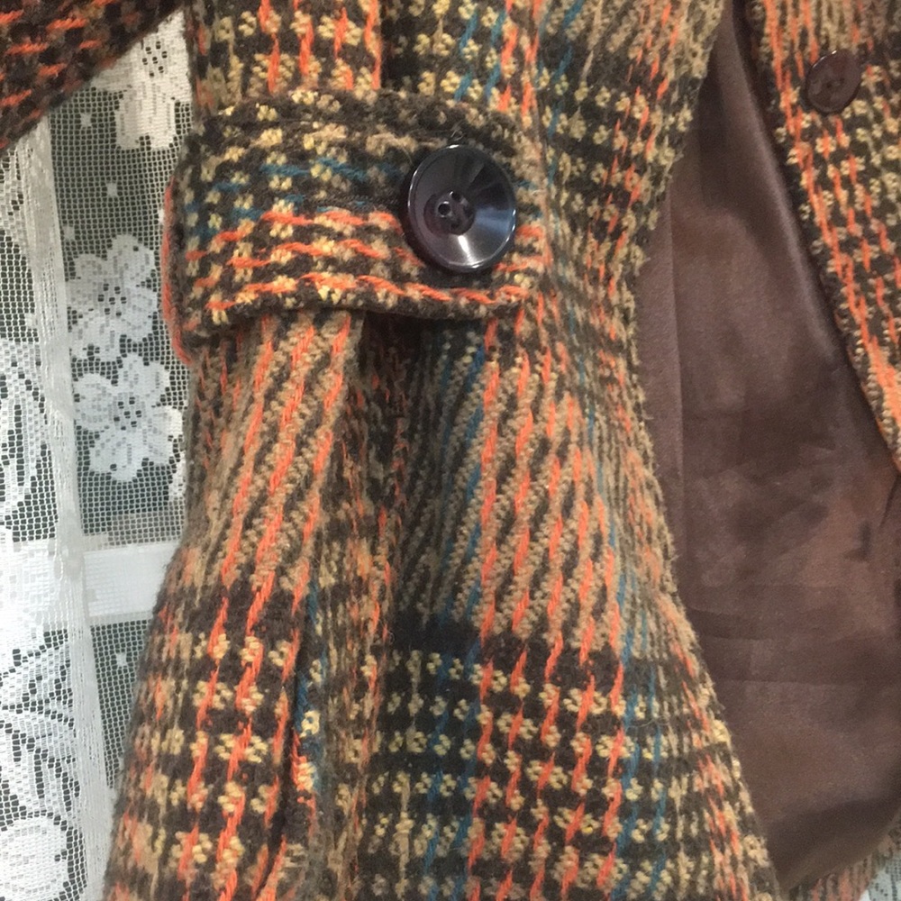 Fall Festive Jacket - Picture 5 of 6